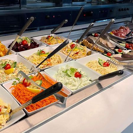 Ibis Styles Segre Hotel Екстериор снимка