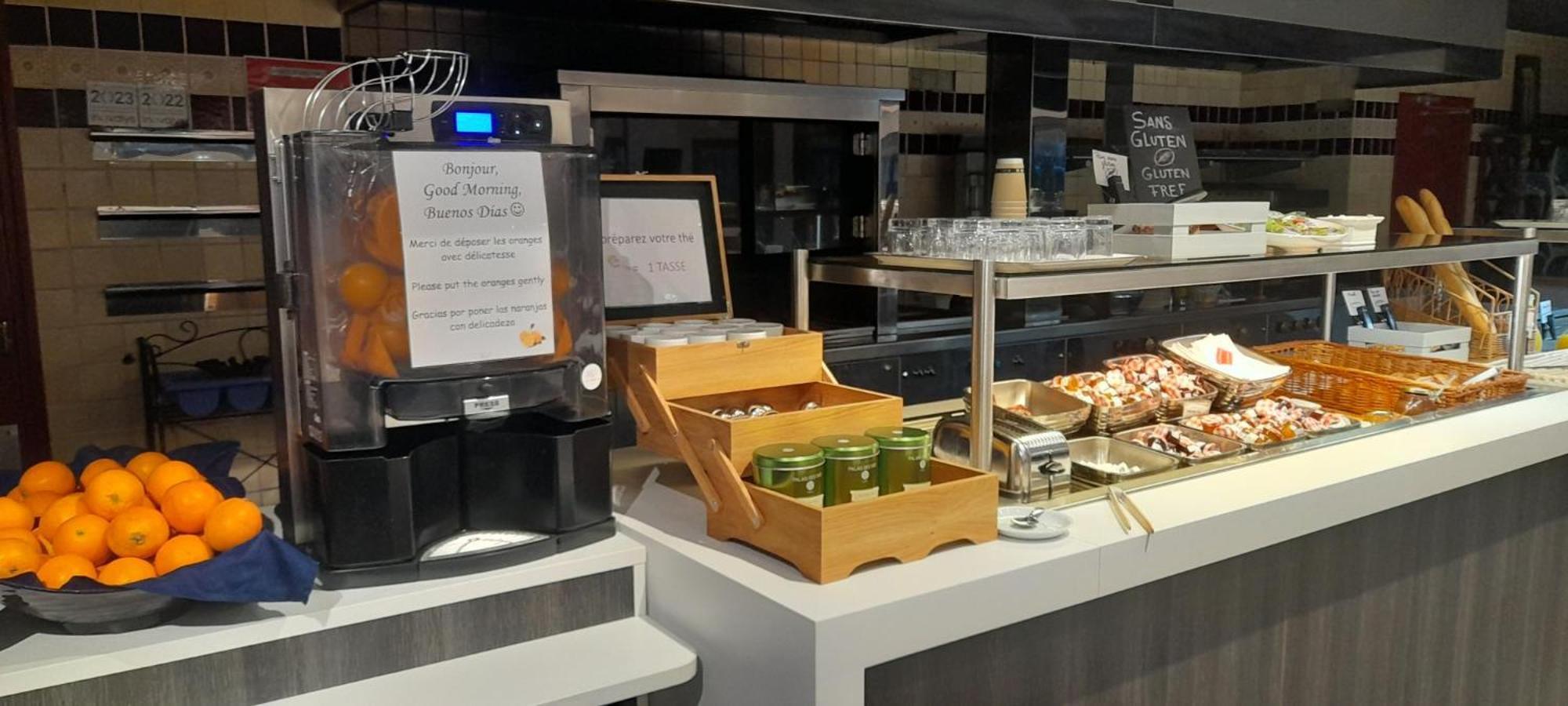 Ibis Styles Segre Hotel Екстериор снимка