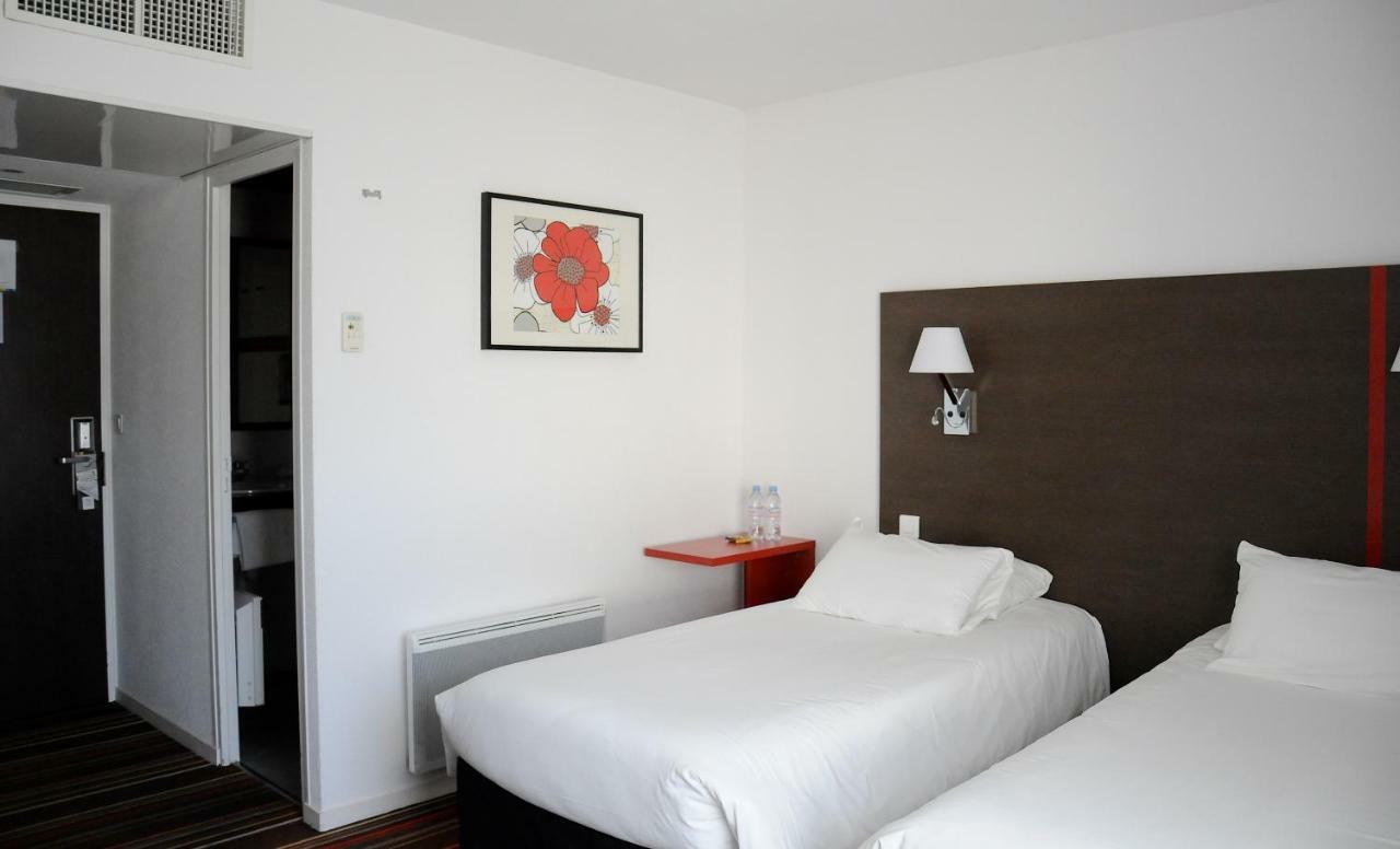 Ibis Styles Segre Hotel Екстериор снимка